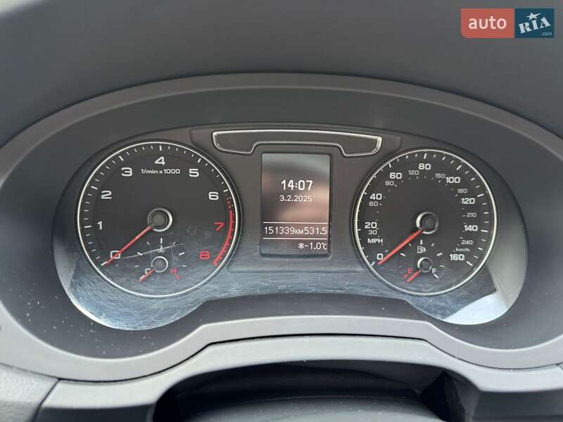 Внедорожник / Кроссовер Audi Q3 2015 в Киеве фото 15 Внедорожник / Кроссовер Audi Q3 2015 в Киеве