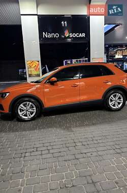 Позашляховик / Кросовер Audi Q3 2021 в Києві