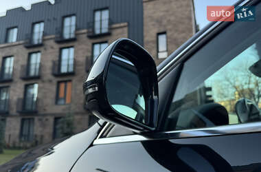 Внедорожник / Кроссовер Audi Q3 2012 в 