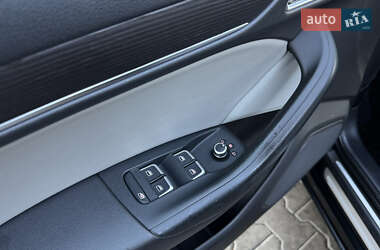 Внедорожник / Кроссовер Audi Q3 2012 в 