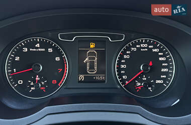 Внедорожник / Кроссовер Audi Q3 2012 в 