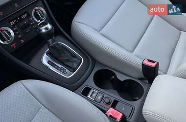 Внедорожник / Кроссовер Audi Q3 2012 в 