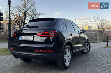 Внедорожник / Кроссовер Audi Q3 2012 в 