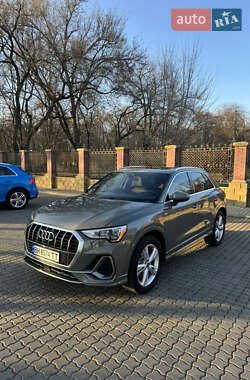 Внедорожник / Кроссовер Audi Q3 2020 в Одессе