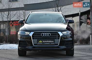 Внедорожник / Кроссовер Audi Q3 2015 в Киеве