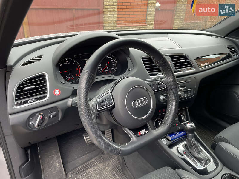 Внедорожник / Кроссовер Audi Q3 2018 в Виннице