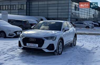 Внедорожник / Кроссовер Audi Q3 2023 в Киеве