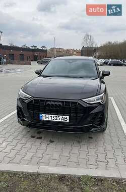 Позашляховик / Кросовер Audi Q3 2022 в Львові