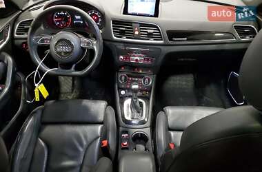 Внедорожник / Кроссовер Audi Q3 2018 в 
