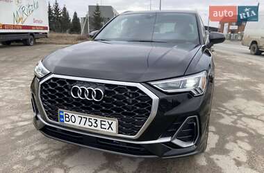 Внедорожник / Кроссовер Audi Q3 2021 в Тернополе