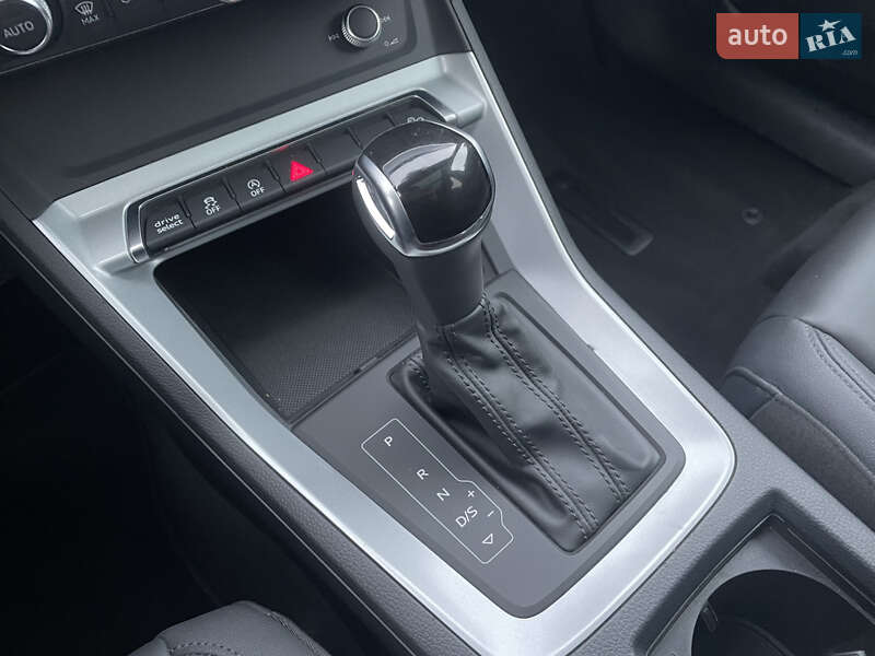 Внедорожник / Кроссовер Audi Q3 2021 в Стрые