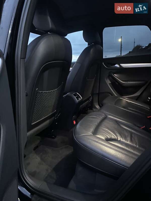 Позашляховик / Кросовер Audi Q3 2016 в Луцьку