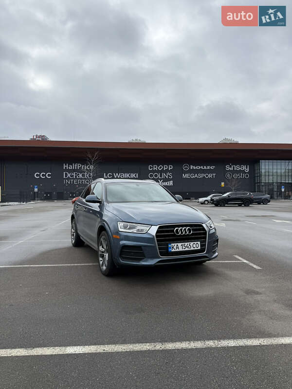 Внедорожник / Кроссовер Audi Q3 2016 в Киеве