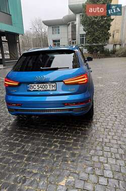Внедорожник / Кроссовер Audi Q3 2015 в 
