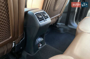 Внедорожник / Кроссовер Audi Q3 2014 в 