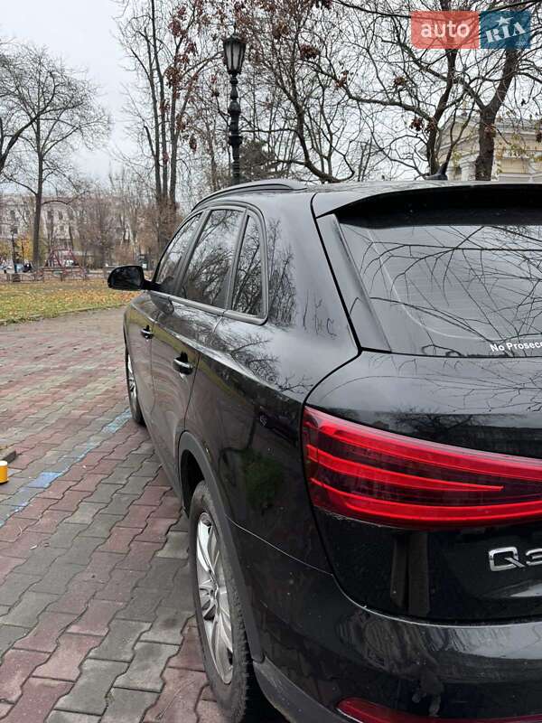 Внедорожник / Кроссовер Audi Q3 2013 в Одессе