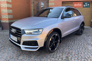 Позашляховик / Кросовер Audi Q3 2018 в 