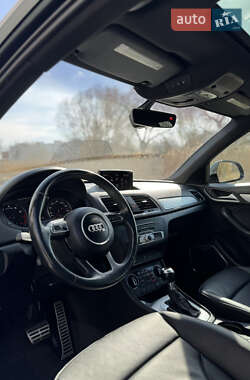Внедорожник / Кроссовер Audi Q3 2016 в 