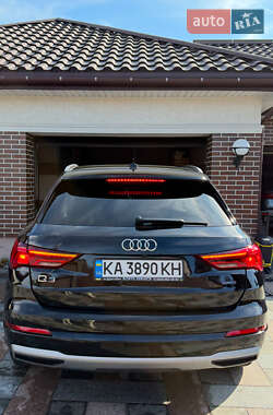 Внедорожник / Кроссовер Audi Q3 2021 в 