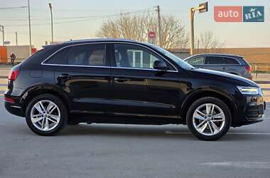 Внедорожник / Кроссовер Audi Q3 2016 в 