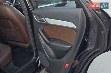 Внедорожник / Кроссовер Audi Q3 2016 в 