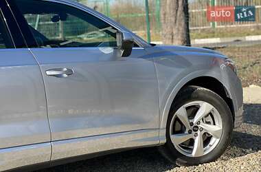Внедорожник / Кроссовер Audi Q3 2022 в 