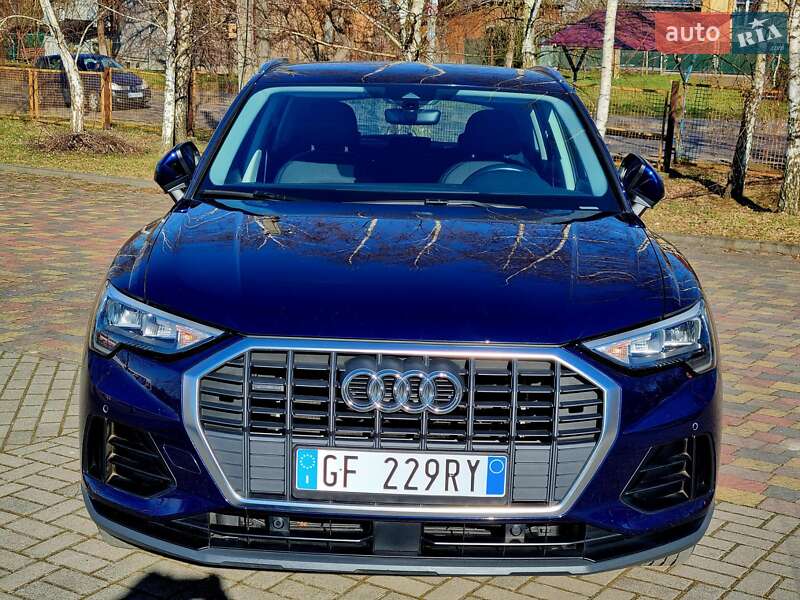 Внедорожник / Кроссовер Audi Q3 2021 в Трускавце