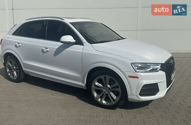 Внедорожник / Кроссовер Audi Q3 2016 в 