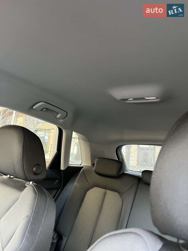 Внедорожник / Кроссовер Audi Q3 2021 в Киеве фото 15 Внедорожник / Кроссовер Audi Q3 2021 в Киеве