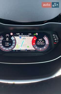 Внедорожник / Кроссовер Audi Q3 2021 в 