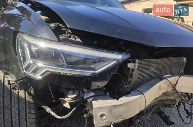 Внедорожник / Кроссовер Audi Q3 2022 в 
