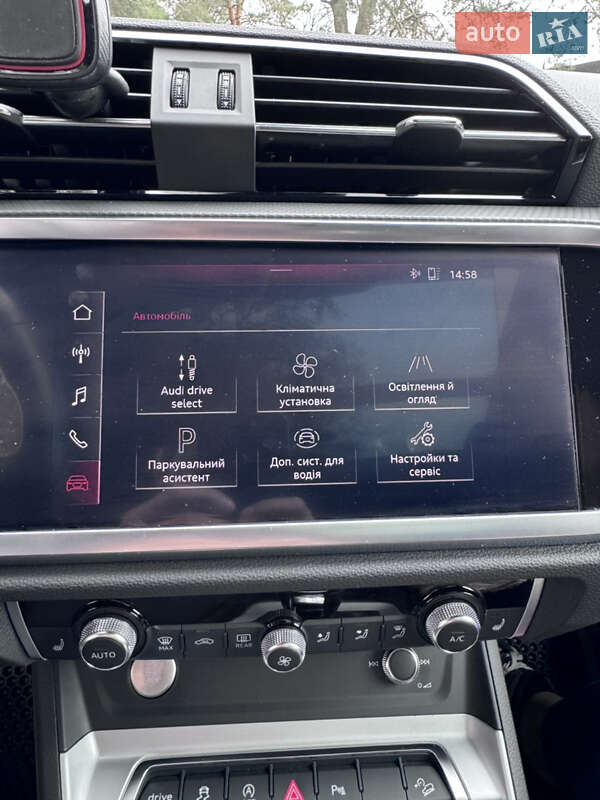 Внедорожник / Кроссовер Audi Q3 2019 в Киеве