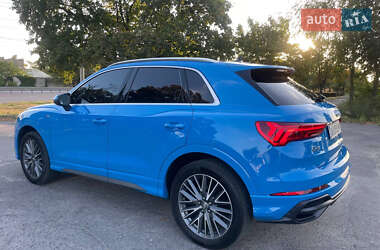 Внедорожник / Кроссовер Audi Q3 2019 в Кропивницком