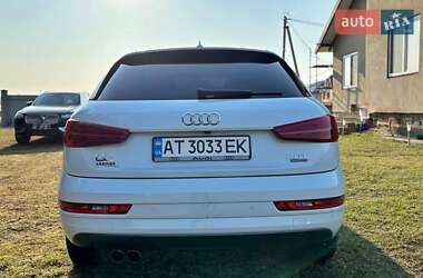 Позашляховик / Кросовер Audi Q3 2015 в 