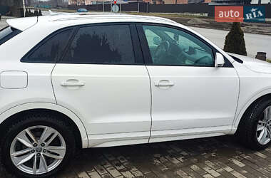 Внедорожник / Кроссовер Audi Q3 2017 в 