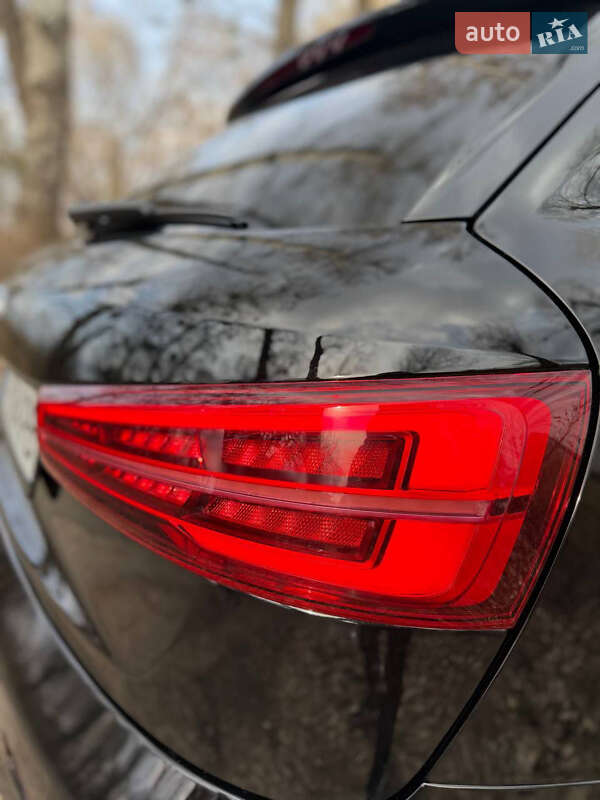 Позашляховик / Кросовер Audi Q3 2015 в Києві