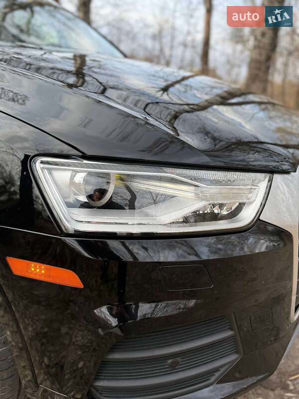 Позашляховик / Кросовер Audi Q3 2015 в Києві