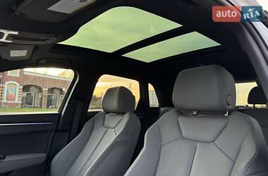Внедорожник / Кроссовер Audi Q3 2021 в 