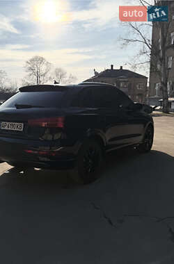 Позашляховик / Кросовер Audi Q3 2016 в 