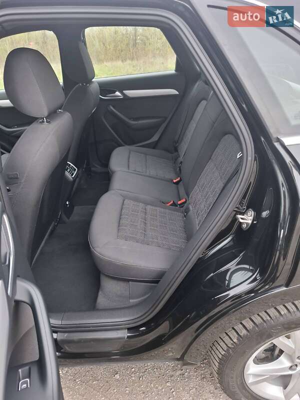 Внедорожник / Кроссовер Audi Q3 2018 в Тернополе