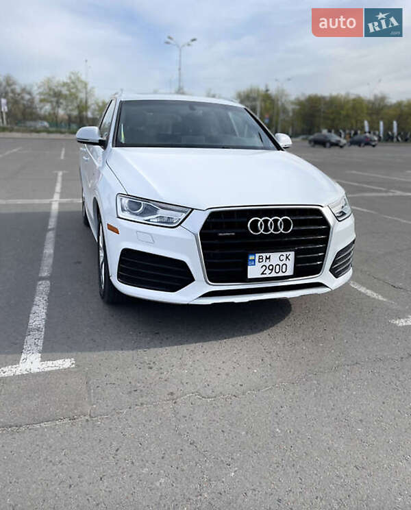 Позашляховик / Кросовер Audi Q3 2017 в Чернівцях