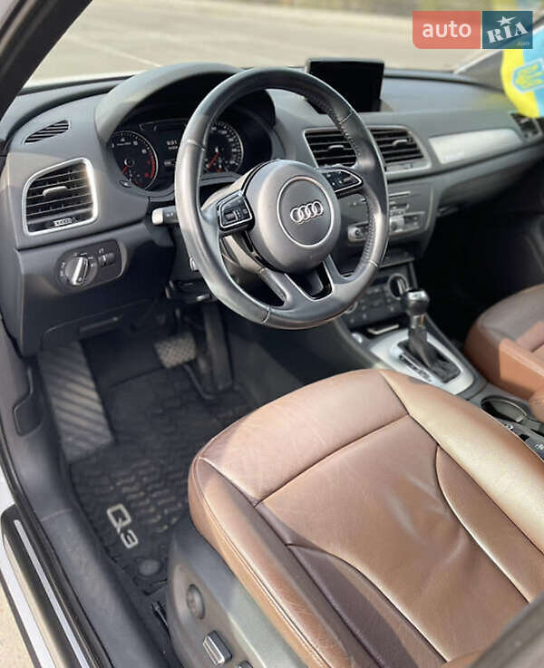 Позашляховик / Кросовер Audi Q3 2017 в Чернівцях