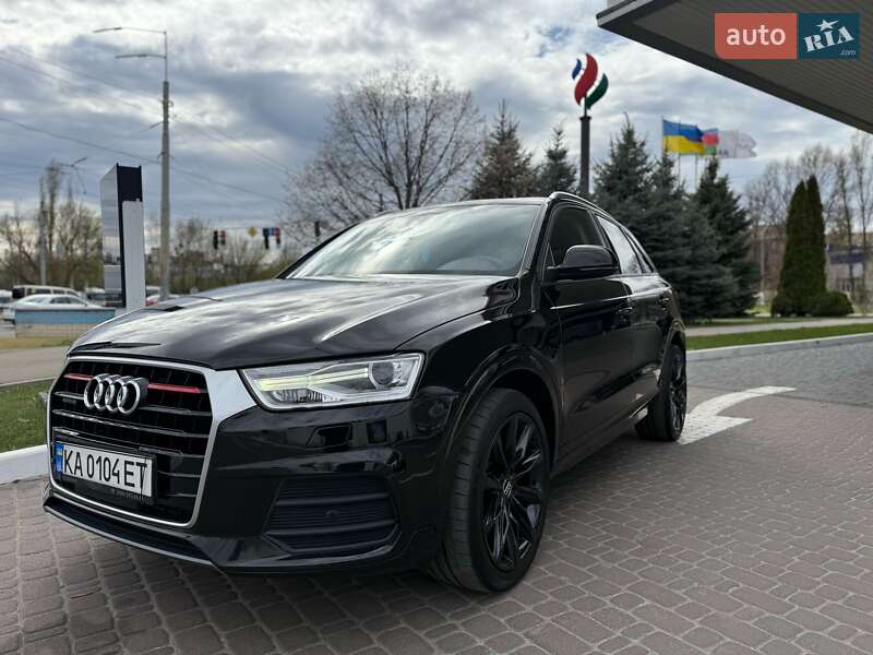 Внедорожник / Кроссовер Audi Q3 2016 в 
