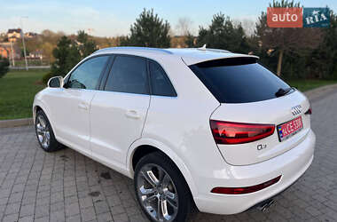 Внедорожник / Кроссовер Audi Q3 2014 в 