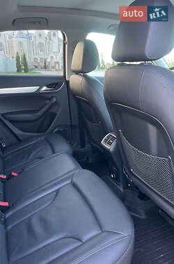 Внедорожник / Кроссовер Audi Q3 2014 в 