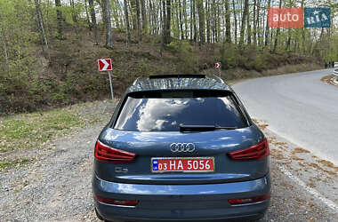 Позашляховик / Кросовер Audi Q3 2017 в 