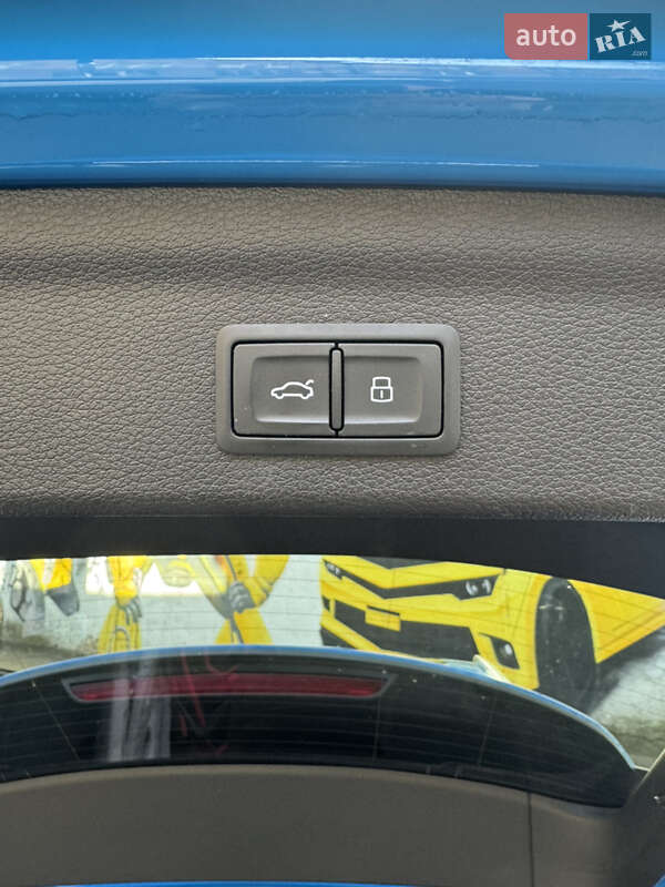 Внедорожник / Кроссовер Audi Q3 2019 в Одессе