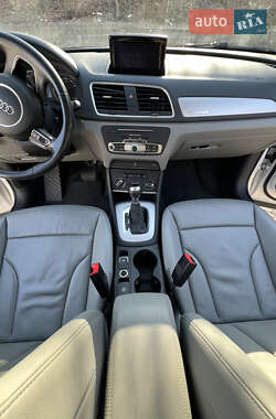 Внедорожник / Кроссовер Audi Q3 2018 в 