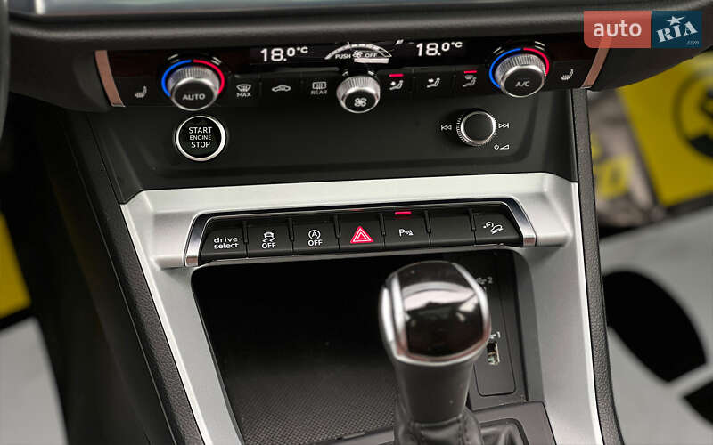 Внедорожник / Кроссовер Audi Q3 2020 в Львове