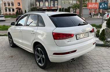 Позашляховик / Кросовер Audi Q3 2016 в 